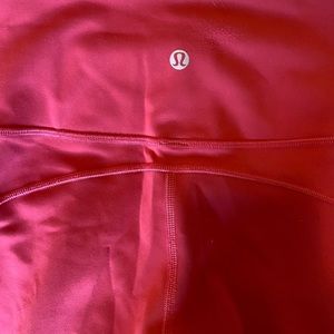 Lululemon watermelon colored crop align leggings, size 6